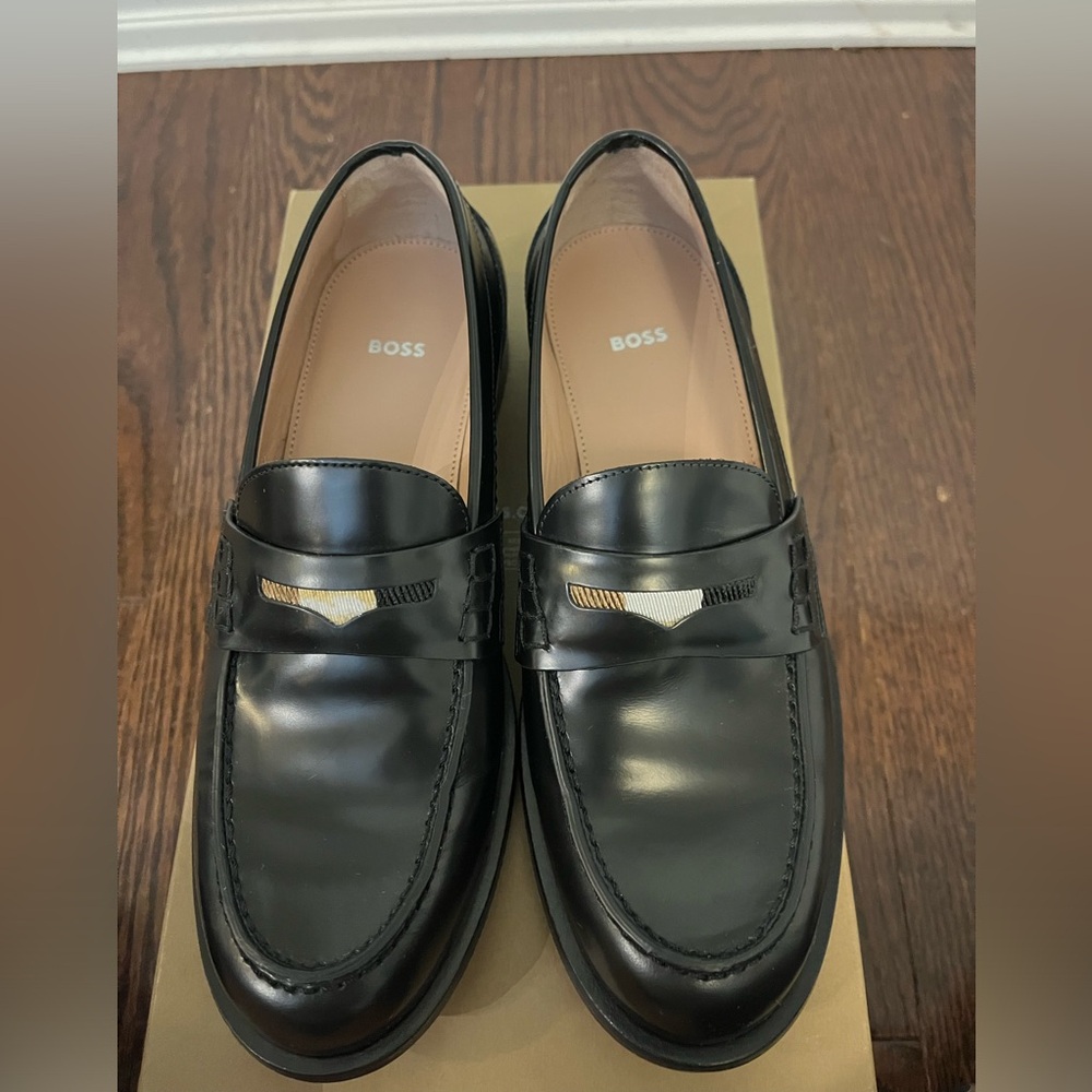 Boss Women’s Erin Moccasin loafers. New